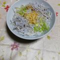 くネコまろす's cooksnap of when they made バターと生姜でまかない専用「しらす丼」.