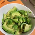 猫田課長's cooksnap of when they made 簡単☆アボカドが黒くならない色止めの裏技.