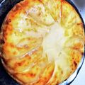 俺の肉's cooksnap of when they made 炊飯器で簡単！HMでバラのりんごケーキ.
