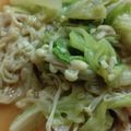 tsmitaka's cooksnap of when they made ＊もりもりレタスときのこの中華炒め＊.