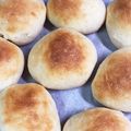 りくかいくうママ's cooksnap of when they made 【ヨーグルト使用】シンプル丸パン.