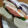 ぶるまっち's cooksnap of when they made 北海道♪サーモンクリームチーズサンド.