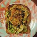 inLondon's cooksnap of when they made 葱とサラミとクリチの和カレートースト.