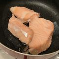 chou*'s cooksnap of when they made 魚嫌いの子ども達が絶賛！塩鮭DE湯煮♪.
