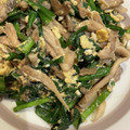 Kt♪'s cooksnap of when they made あと一品！舞茸とニラの卵とじ.