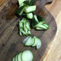 Ruriluru's cooksnap of when they made いつもと違う、きゅうりの切り方.