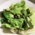 気まぐれ♡雨おんな's cooksnap of when they made 簡単★めかぶとキャベツの和え物.