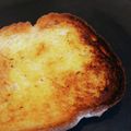 くまぴこ222's cooksnap of when they made マーガリンで作る＊ガーリックトースト.