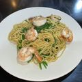 海外単身赴任オヤジ's cooksnap of when they made ランチに☆海老ニラ焼きそば.