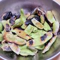 ねここfm's cooksnap of when they made 簡単おつまみ☆魚焼きグリルで焼き枝豆.