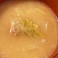 COOOTAN's cooksnap of when they made 白菜とツナの味噌汁.