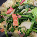 Nicolet's cooksnap of when they made ほうれん草とレタスのペペロンチーノ炒め.