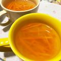 kbmm's cooksnap of when they made 玉ねぎとニンジンの食べるコンソメスープ.