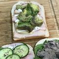 Ruriluru's cooksnap of when they made 朝食に♪アボハムサンド★.