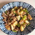 はらた家's cooksnap of when they made 豚肉とかぶのマスタード炒め.
