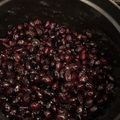 ロン子's cooksnap of when they made Staubで簡単黒豆.