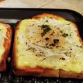 ダッフィーニーうに's cooksnap of when they made フライパンいらずの目玉焼きトースト.