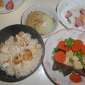 白いぐれーぷ's cooksnap of when they made 唐揚げ炊き込みご飯簡単めんつゆ2合炊飯器.