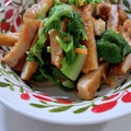 NEKOほっぺ's cooksnap of when they made さつま揚げと山東菜の炒め物.