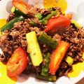それいゆ★'s cooksnap of when they made 牛肉とトマト、キュウリの中華風黒酢炒め.