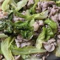 Perlまま's cooksnap of when they made 豚バラとシャキシャキレタスの塩レモン炒め.