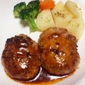 まいたけさん↑'s cooksnap of when they made 【楽めし】肉と玉ねぎを味わうハンバーグ.