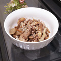 からあげパーティー's cooksnap of when they made ごま香る♪牛蒡と豚肉・舞茸の簡単炒め煮♡.