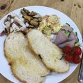 Ruriluru's cooksnap of when they made 朝ごはんに5分で簡単☆ハム玉オニオン☆.