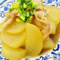 U☆kaoru's cooksnap of when they made 豚肉と大根の煮物～(*´╰╯`๓)♬.
