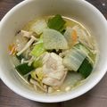 kangaru's cooksnap of when they made 簡単♪寄せ鍋☆あっさり鶏ガラ醤油だし.