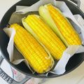 shiho23's cooksnap of when they made ストウブ【staub】de蒸とうもろこし.