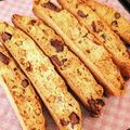 ひぃたろぉ～♪'s cooksnap of when they made 珈琲風味♡フルグラ入りビスコッティ.