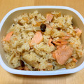 ステルトミチル's cooksnap of when they made 炊き込みご飯＊甘塩鮭と油揚げの生姜風味.