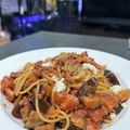 LINXIU's cooksnap of when they made ナスとひき肉のコク旨トマトソースパスタ.