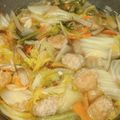 えみりんたん's cooksnap of when they made 体ポカポカ♪「白菜と肉団子のオイル鍋」.
