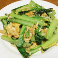 vabochan's cooksnap of when they made 小松菜と卵のオイマヨ炒め.