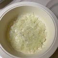 ポークの嫁's cooksnap of when they made レンジでハンバ−グ用玉ねぎのみじん切り.