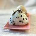 かっちゃん杉's cooksnap of when they made わかめご飯で昆布のおにぎり.