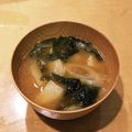 ラリー＆サラ's cooksnap of when they made 味噌汁　ねぎとわかめとじゃが芋.