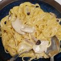 料理⭐音痴's cooksnap of when they made 小鍋一つで作る簡単しめじのクリームパスタ.