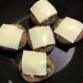 伊達こまち's cooksnap of when they made 餃子のあんリメイク♫椎茸のチーズ焼き.