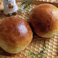 くるぴい's cooksnap of when they made バターロール生地で簡単丸パン☆HB.