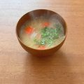 Etsu☆ko's cooksnap of when they made ミニトマトと玉ねぎのお味噌汁.