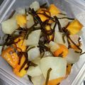 クックMW96EM☆'s cooksnap of when they made コロコロ大根と柿の昆布和え♪.