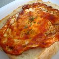 ピンクのたまご's cooksnap of when they made 目玉焼きケチャソース☆トースト.