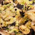 ペンギンinNY's cooksnap of when they made 簡単!レタスと海苔のサッと炒め☆大量消費.