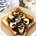 みなとのまんま's cooksnap of when they made ダブルチョコクリームのバナナトースト✨.