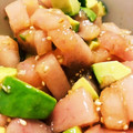 MEGにゃん0713's cooksnap of when they made アボガドとマグロのわさび醤油和え.
