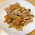 直井きなこ's cooksnap of when they made ゴボウときのこと豚バラの甘辛にんにく炒め.