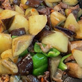 あつみ。。's cooksnap of when they made ＊鶏とじゃがいもとナスの甘辛炒め＊.